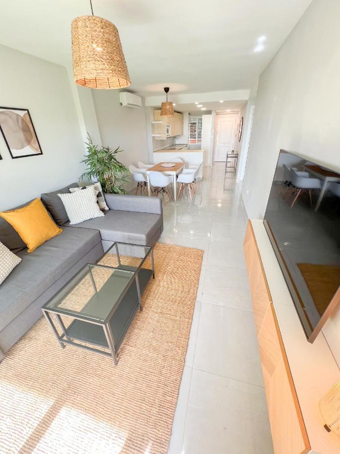 Cozy Apartment With Large Terrace Торремолинос Экстерьер фото