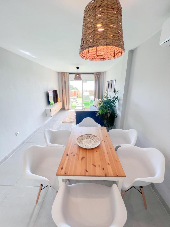 Cozy Apartment With Large Terrace Торремолинос Экстерьер фото