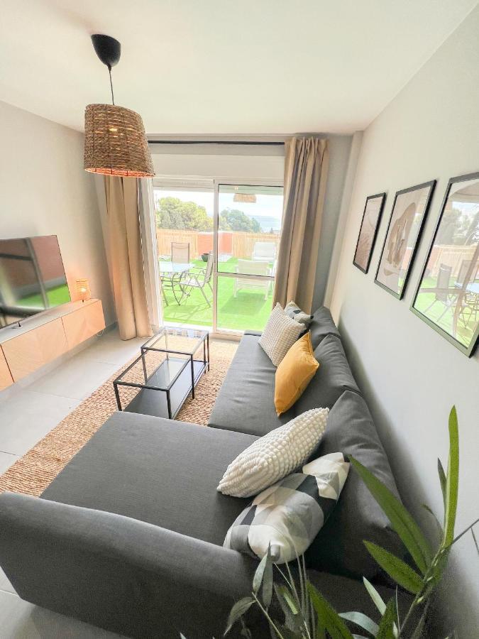 Cozy Apartment With Large Terrace Торремолинос Экстерьер фото