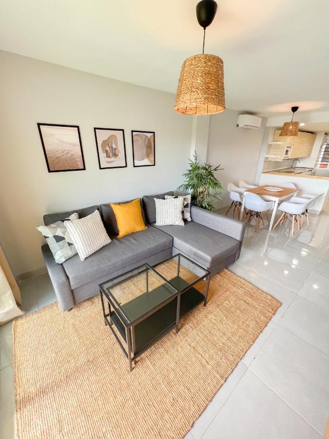 Cozy Apartment With Large Terrace Торремолинос Экстерьер фото